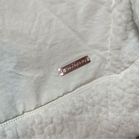 SWEATY BETTY Sherpa Venture - Picture 10 of 11
